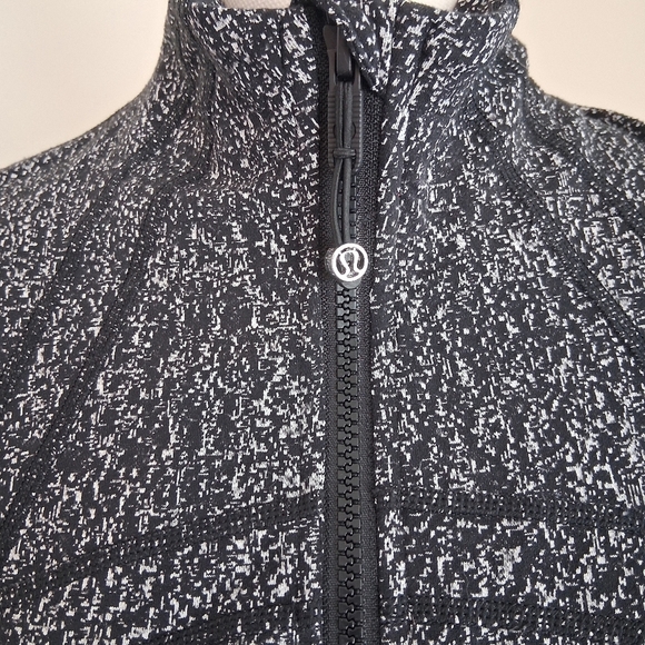 Lululemon Define Jacket Luon Suited Jacquard Black and White Size 8 - Picture 8 of 9